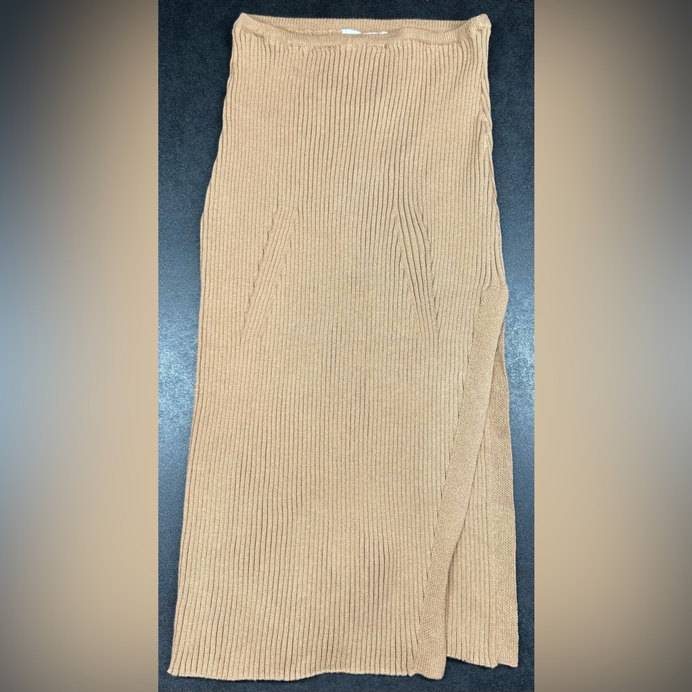 Topshop Size 4-6 (S) Tan Ripped Midi Skirt